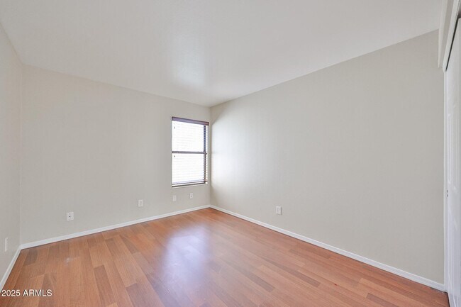 Building Photo - 7539 W Sequoia Dr