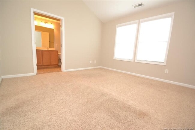 Building Photo - 208 Irving Way