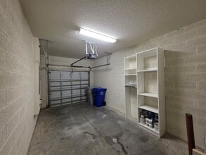 Building Photo - 3/2.5 in Gated Community at PROVENCE BAY