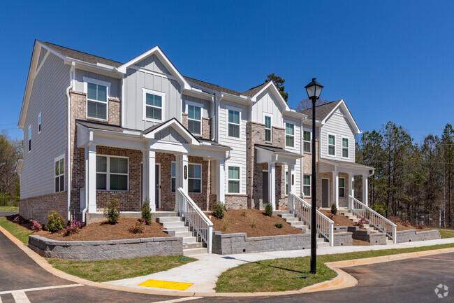 Building Photo - Covey Homes Paper Mill