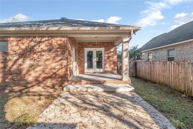 Building Photo - 1054 Linlen Ave