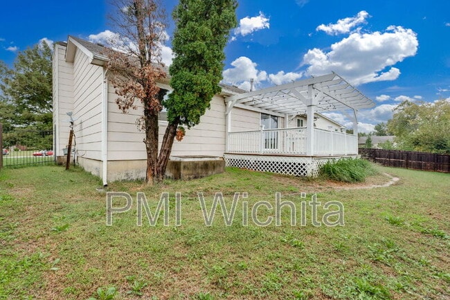 Building Photo - 10034 Bayley Ct