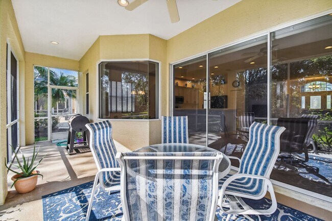 Building Photo - 3 Bed, 2 Bath Single Family Home in Sarasota