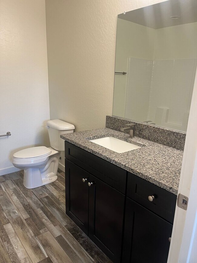 Building Photo - ***3 BEDROOM/2.5 BATHROOM IN PRESCOTT VALLEY***
