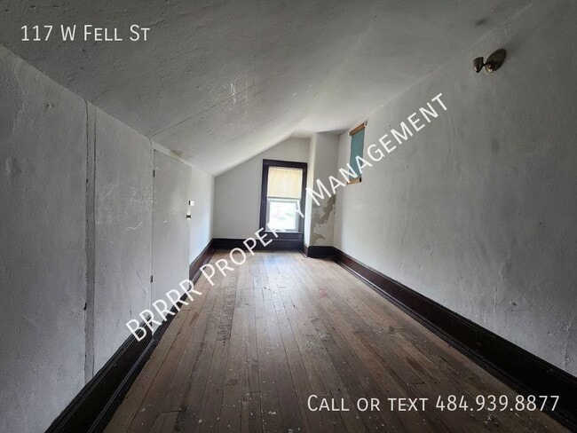 Building Photo - 117 W Fell St