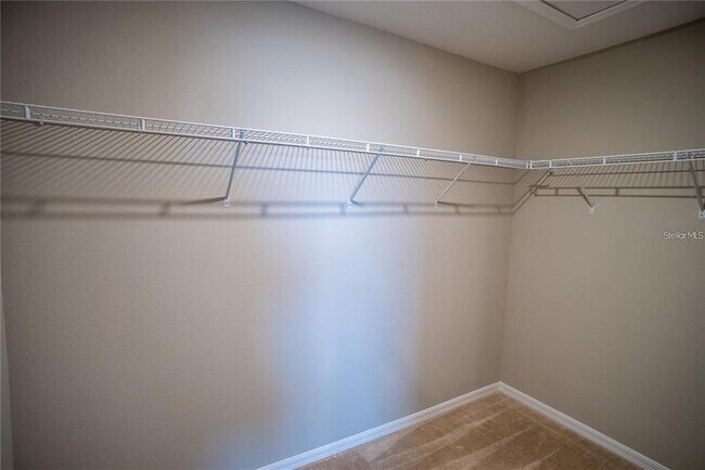 Building Photo - 131 Primrose Dr