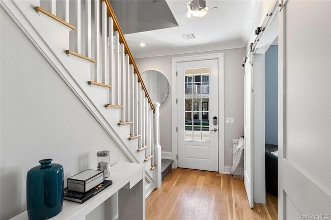Building Photo - 1101 Grist Mill Cir