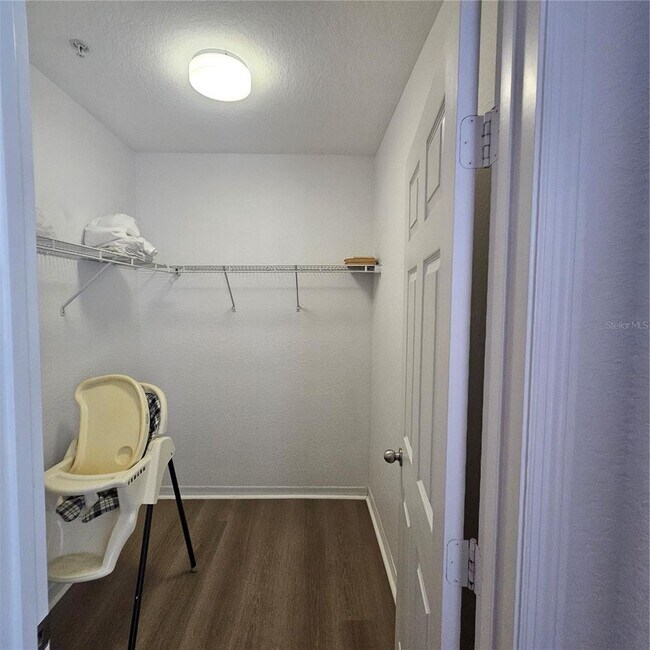 Building Photo - Caribe Cove 2/2 Fully Furnished condo near Disney and Davenport
