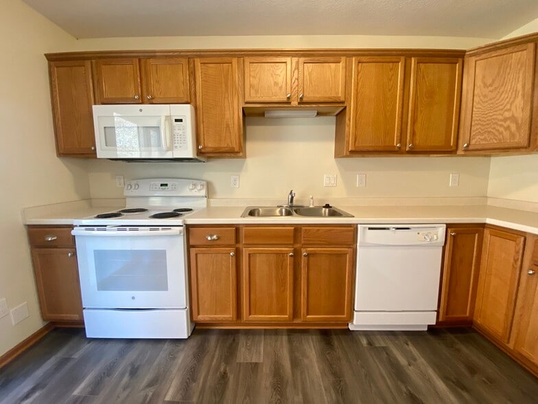 Building Photo - 1720 W Jester Park Dr