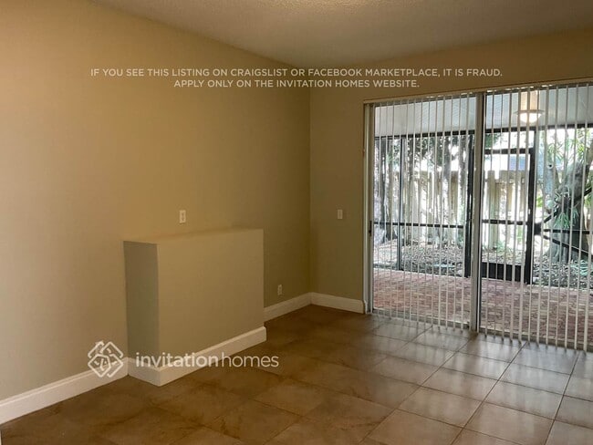 Building Photo - 1170 NW 185th Ave