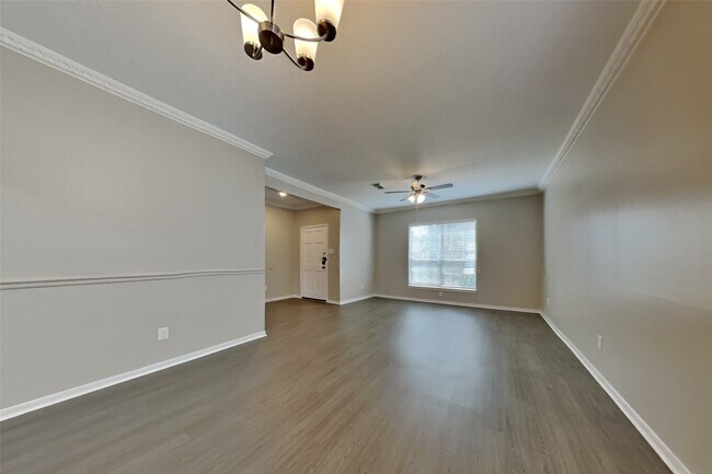 Building Photo - 12618 Duchess Ln