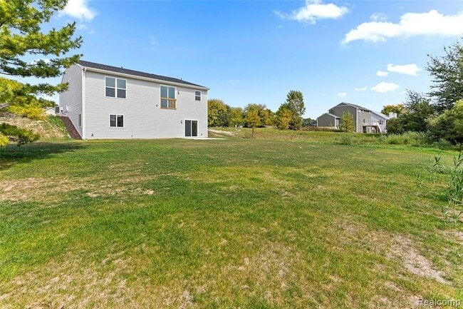 Building Photo - 711 W Windward Way