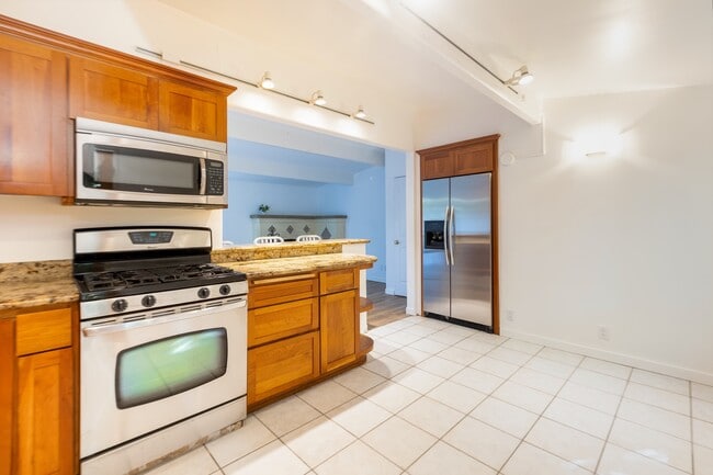 Building Photo - 2924 Arriba Way