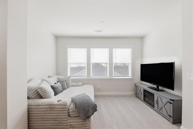 Building Photo - 3939 Alderstone Dr