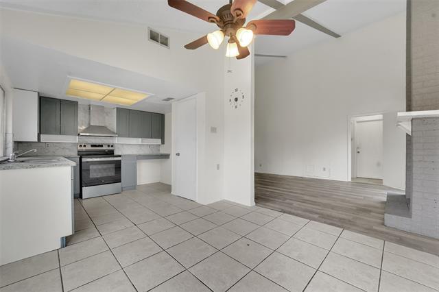 Building Photo - 2135 Wheaton Dr