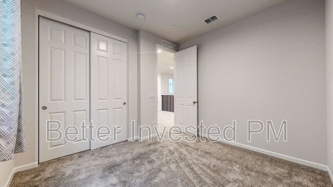 Building Photo - 2039 Karen Pl