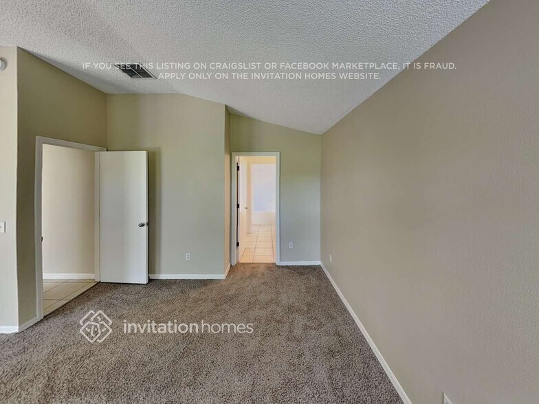 Building Photo - 2539 Chatham Cir