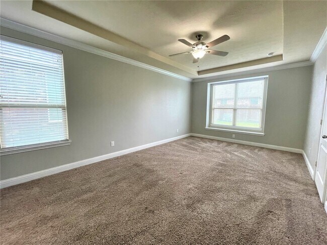 Building Photo - 20747 Redbud Rain Dr