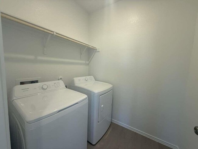 Building Photo - 18030 Prairie Falcon Wy