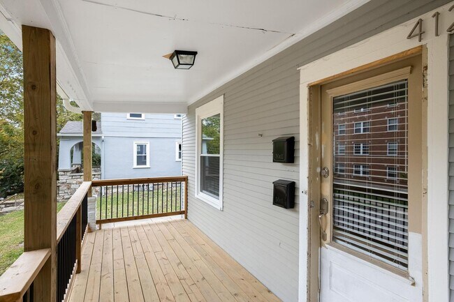 Building Photo - 4122 Locust St