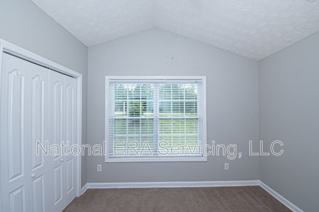 Building Photo - 65 Weldon Pl