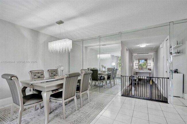 Building Photo - 2651 S Course Dr