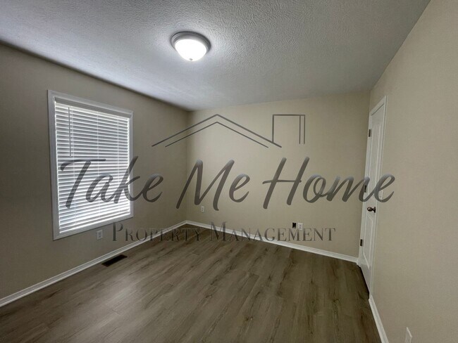 Building Photo - Fully Updated 3 Bedroom Home in Republic!