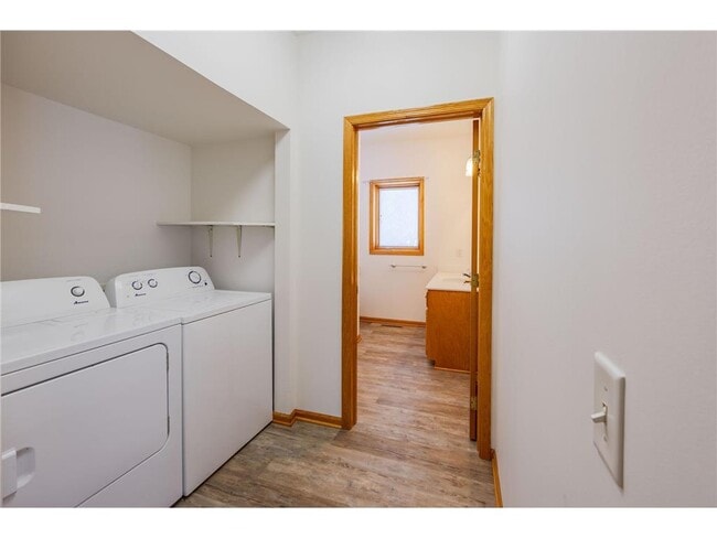 Building Photo - 23865 County Rd 10