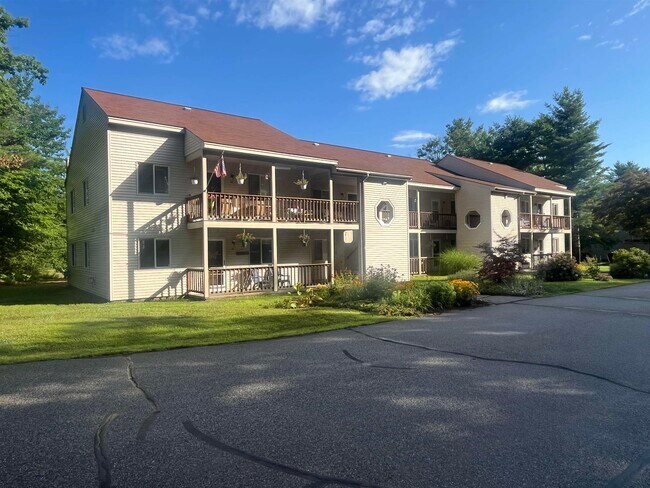 Building Photo - 9 Fawn Meadows