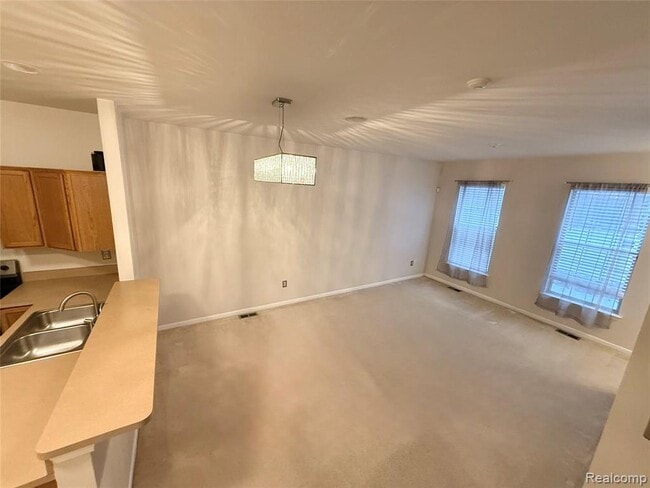 Building Photo - 41290 Maplewood Drive