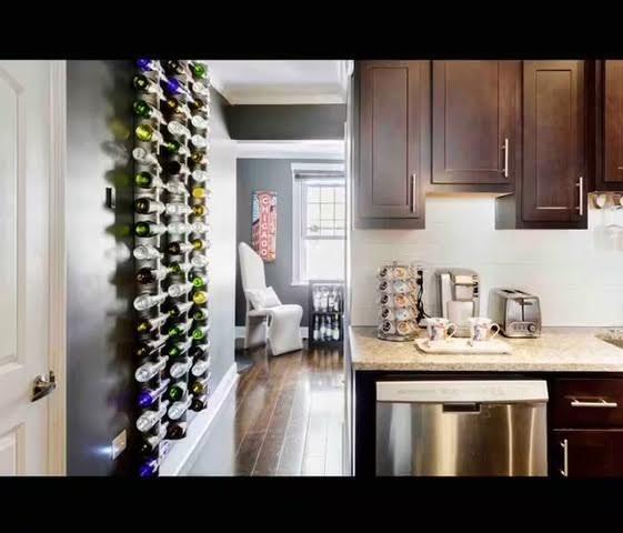 Building Photo - 3406 W Dickens Ave