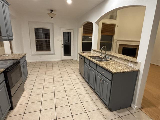 Building Photo - 1005 Leoti Ln