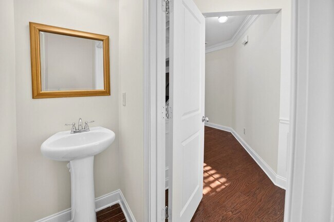 Building Photo - 269 Privet Cir
