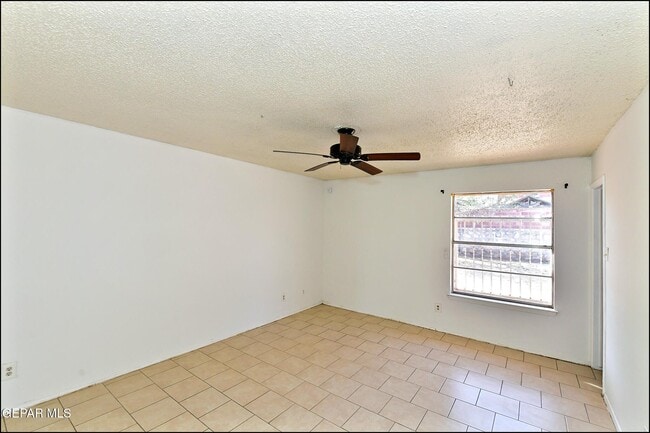 Building Photo - 3565 Breckenridge Dr