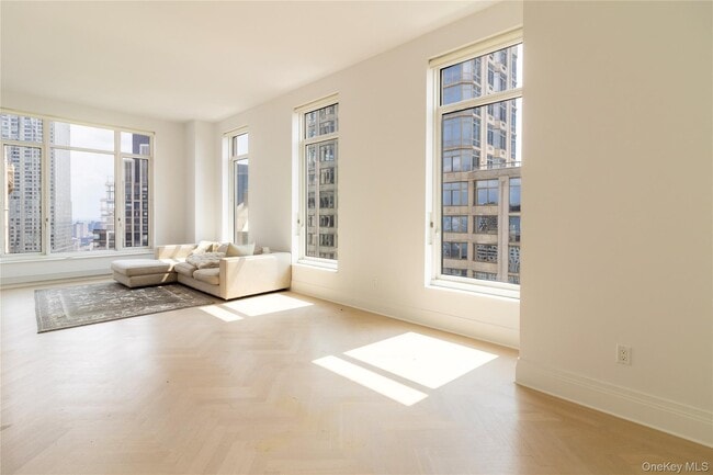 Building Photo - 30 Park Pl