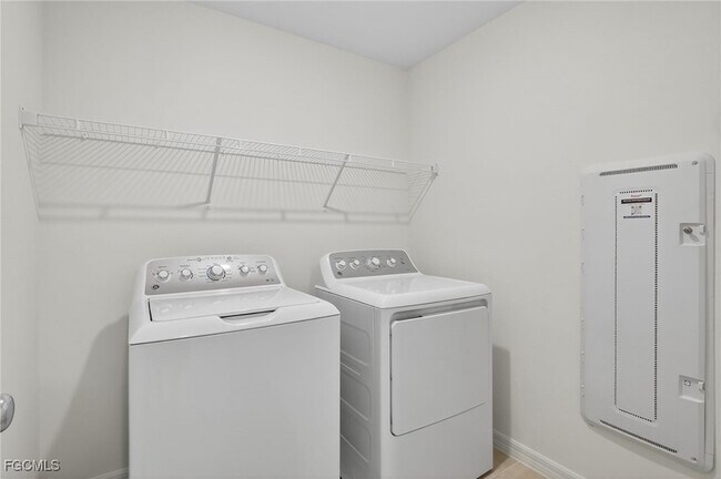 Building Photo - 19525 Fairhill Ct