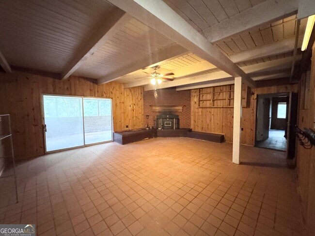 Building Photo - 163 Holly Ridge Rd