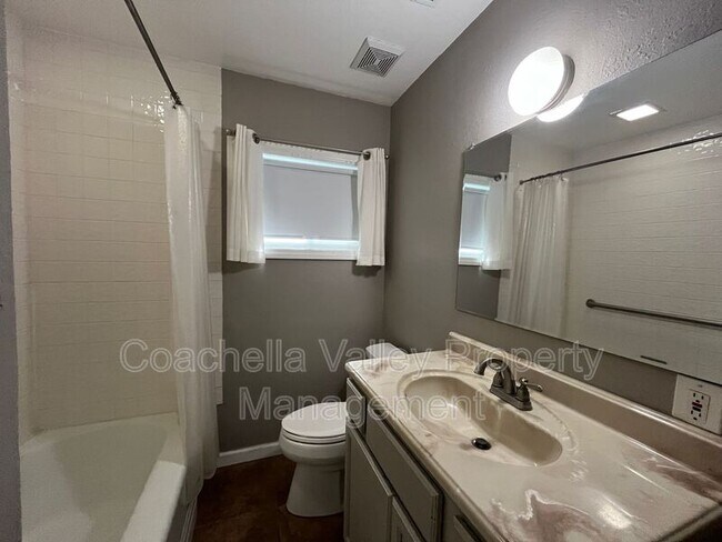 Building Photo - 4080 Cll San Antonio