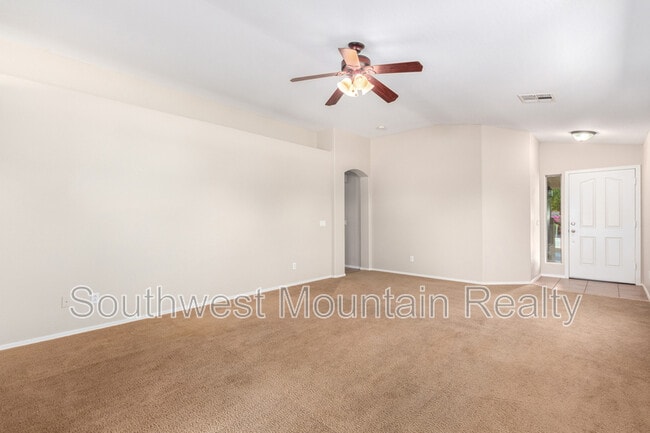 Building Photo - 33411 N Stone Ridge Dr