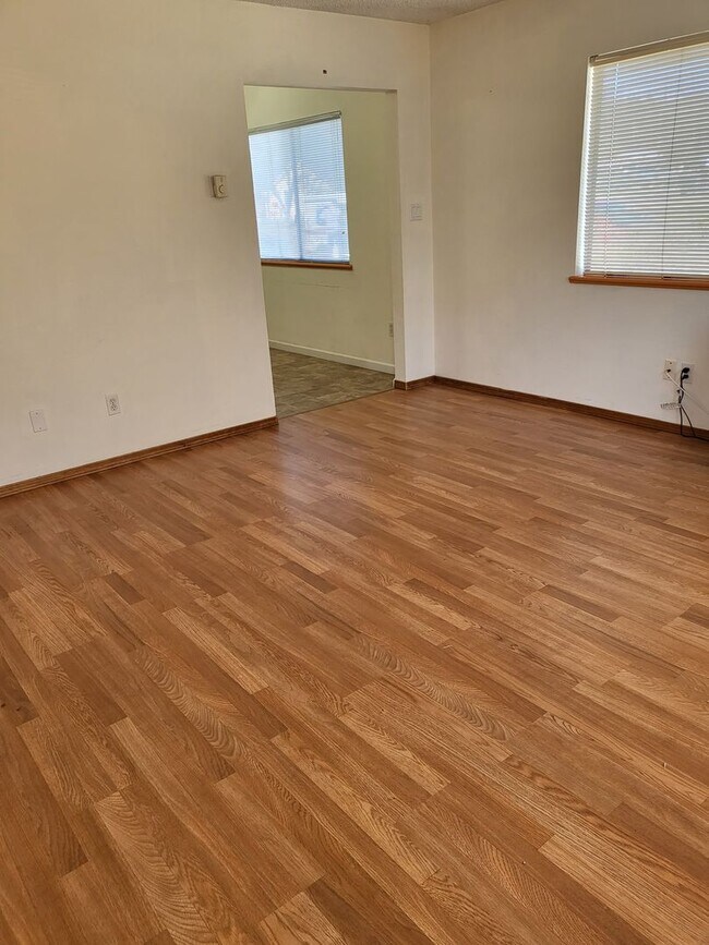 Building Photo - SH2229