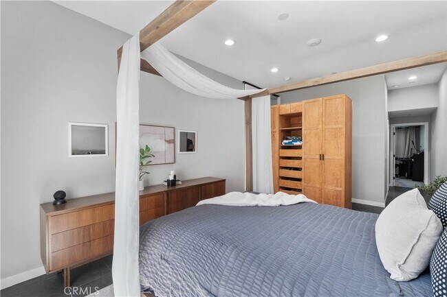 Building Photo - 1702 Landis St