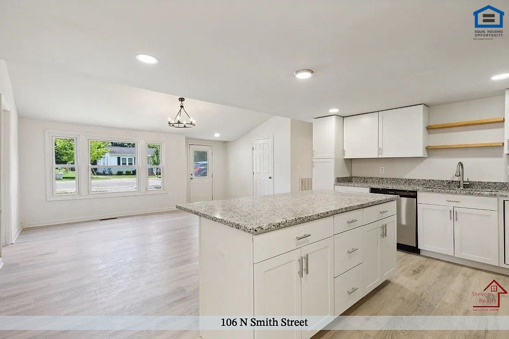 Building Photo - 106 N Smith St