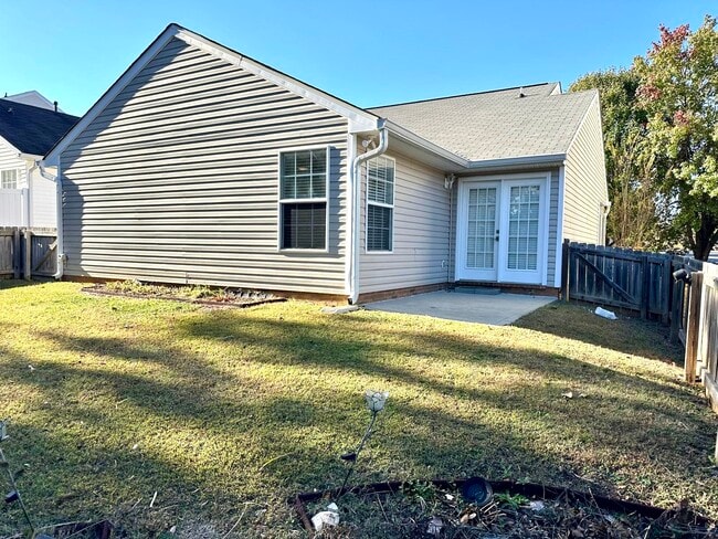 Building Photo - 1686 Sandpiper Dr