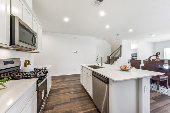 Building Photo - 4985 Blue Beetle Rdg Dr