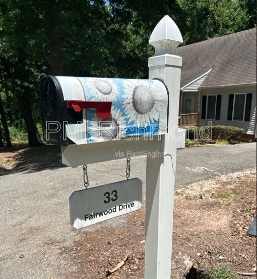 Building Photo - 33 Fairwood Dr