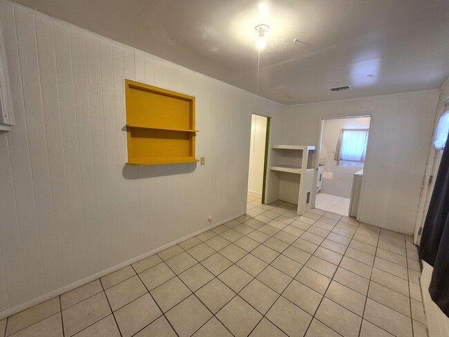 Building Photo - 6566 E Hawk Dr