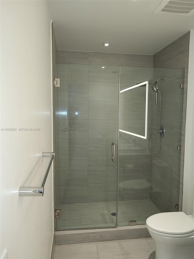 Building Photo - 2960 NE 207th St