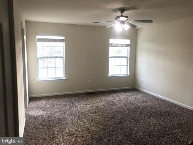 Building Photo - 6786 Green Mill Way