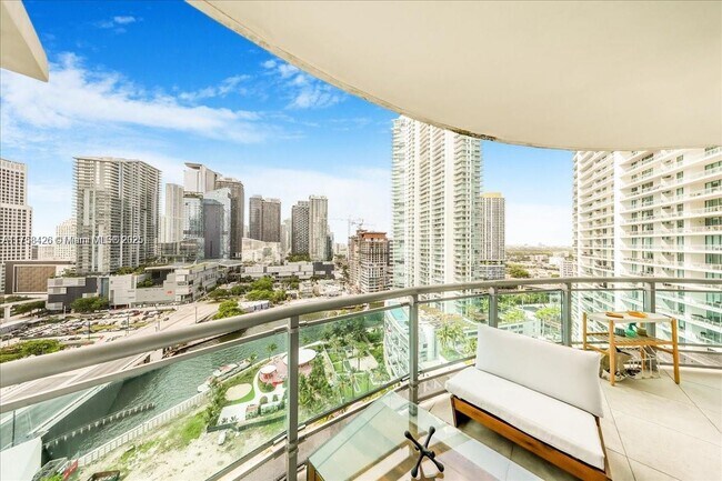 Building Photo - 350 S Miami Ave