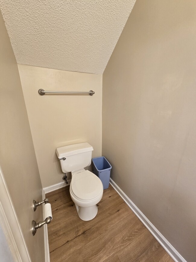 Building Photo - 1500 Oakland Hills Way